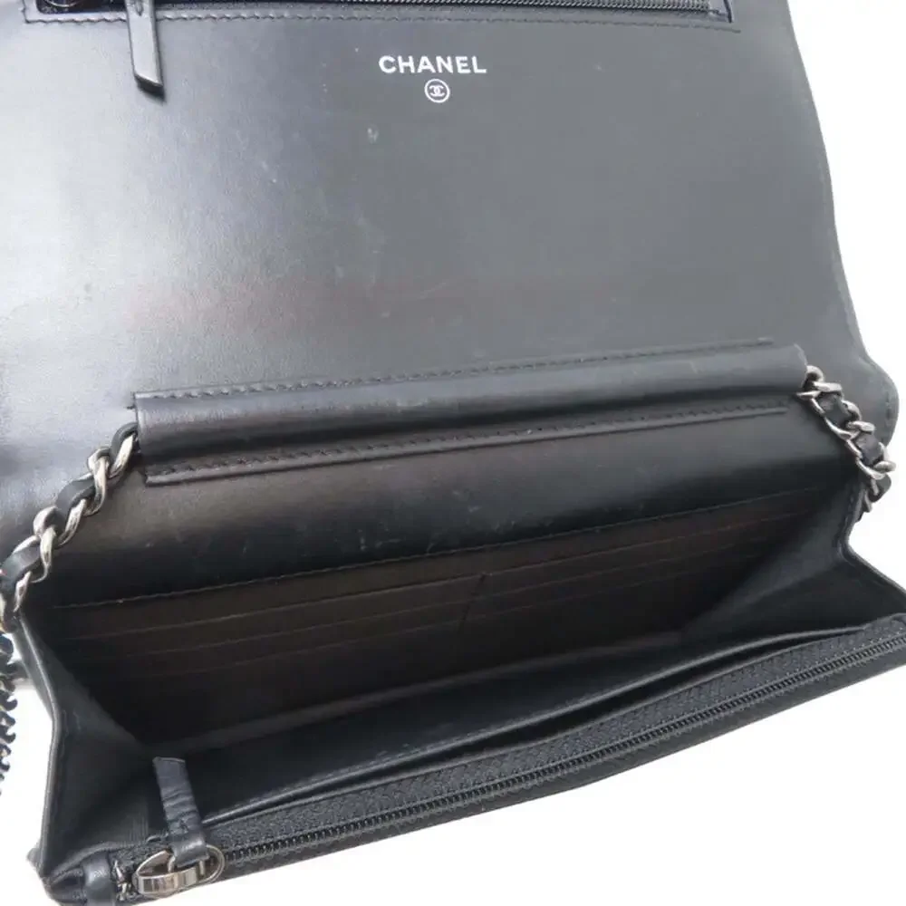 CHANEL Black Wallet